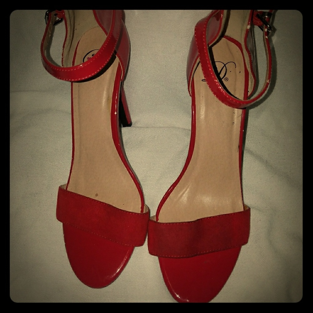 Red Sandal pumps
